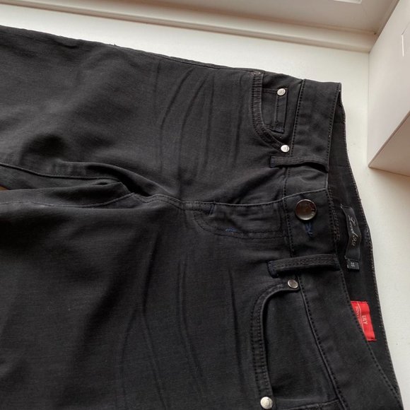 Level 99 Lily Skinny Straight Jeans - Picture 2 of 8